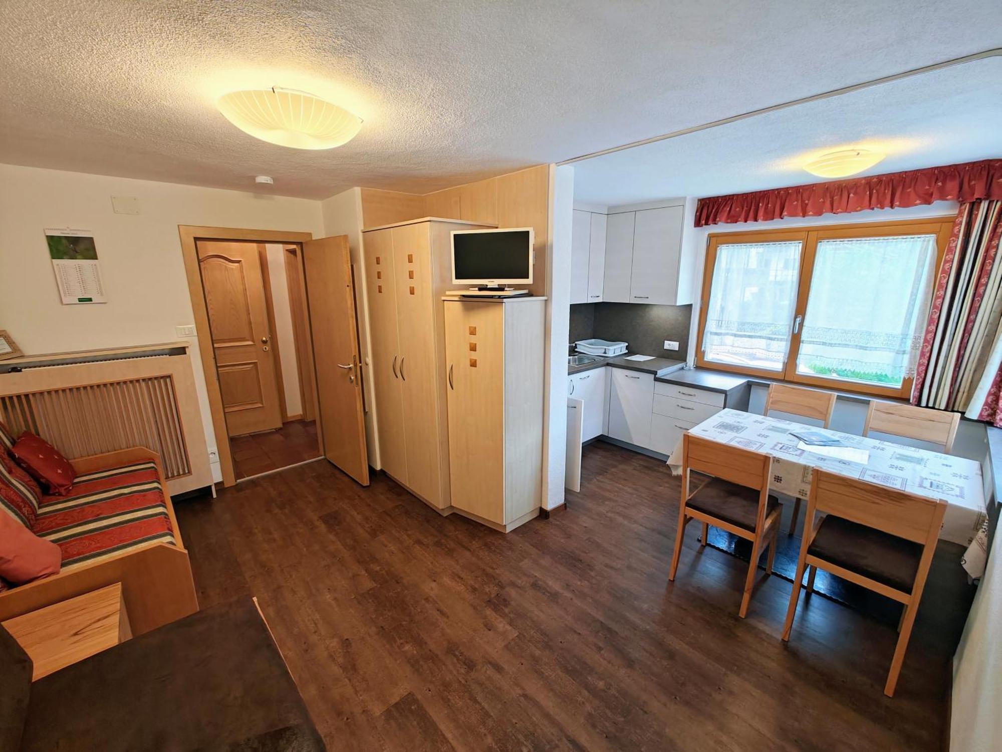 לה וילה Apartments Brunella מראה חיצוני תמונה