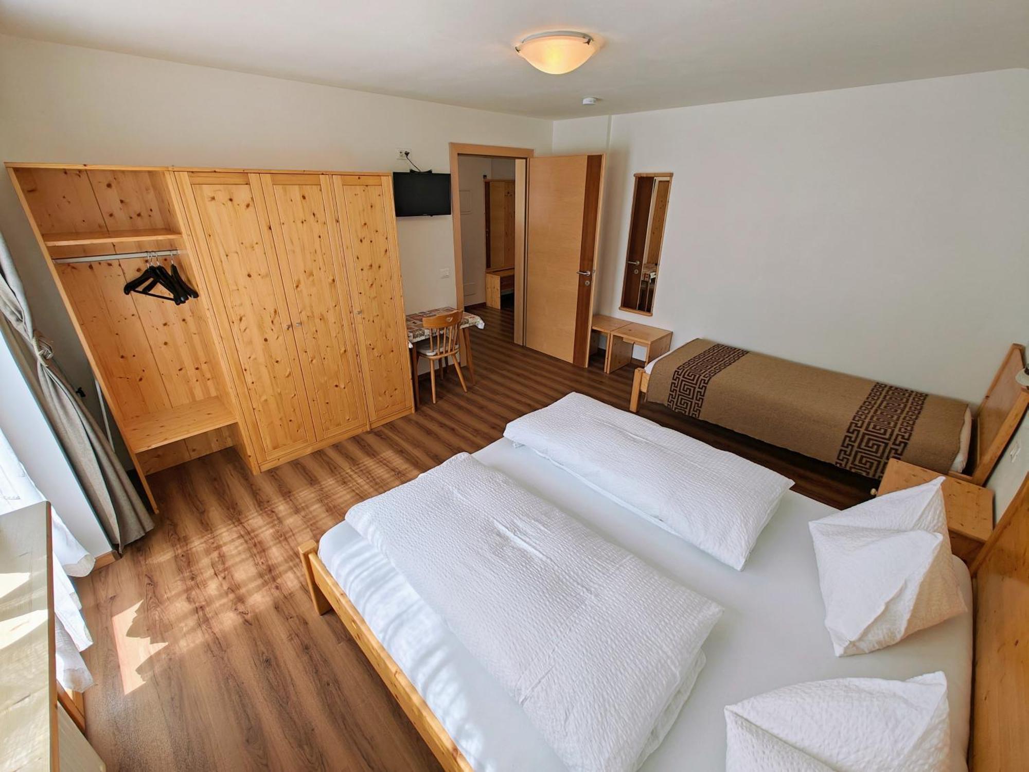 לה וילה Apartments Brunella חדר תמונה